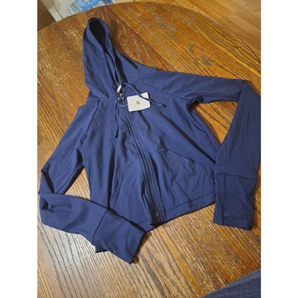 New XS Fabletics Abyss Blue Bailey Cropped Pureluxe Hoodie Jacket Athletic - Picture 7 of 8